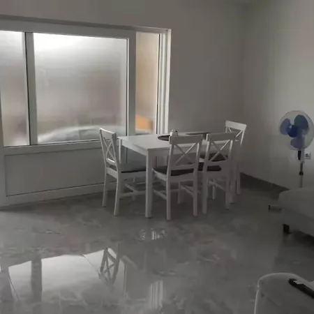 公寓 Getaway In Harmony - One Bedroom With Terrace